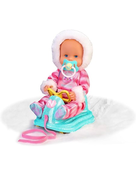 Nenuco Bambola 35cm con Slitta e Tuta da Neve Rosa 2+ FAMNFN59000 Famosa | Futurartshop.com