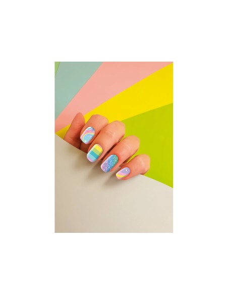 Crazy Chic Rainbow Adhesive Nails 22pc 6+ CLE18133 Clementoni | Futurartshop.com