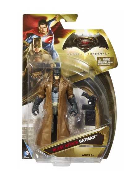 Batman vs Superman personaggio Batman attacco fiammante MATDJG28/DJG34 Mattel | Futurartshop.com