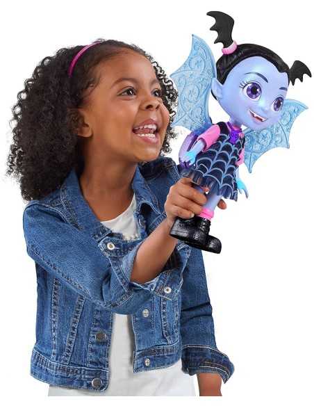Vampirina Bambola GLOW con funzioni GIOVAM15000 Giochi Preziosi | Futurartshop.com
