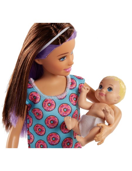 Barbie Skipper Babysitters bambola con culla MATFHY97/FHY98 Mattel | Futurartshop.com