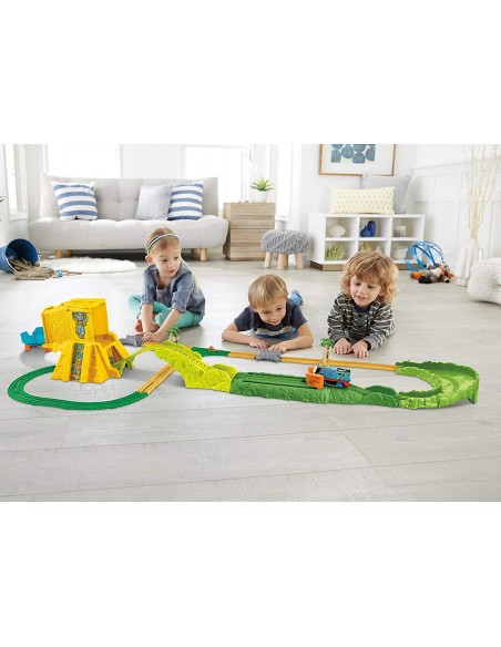 The train Thomas and the Pipe, the speed in Jungles set MATFJK50 Mattel | Futurartshop.com