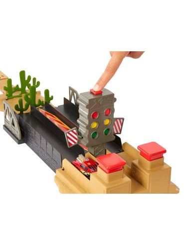 Cars XRS - Pista Playset Drag Racing MATGFM09 Mattel | Futurartshop.com
