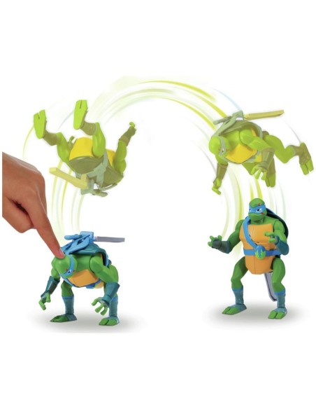 Ninja Turtles Personaggio Deluxe attack Leonardo GIOTUAB2511/3 Giochi Preziosi | Futurartshop.com