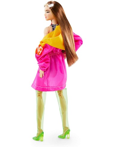 Barbie - BMR1959 Bambola Mora Snodata con Trench MATGNC47 Mattel | Futurartshop.com
