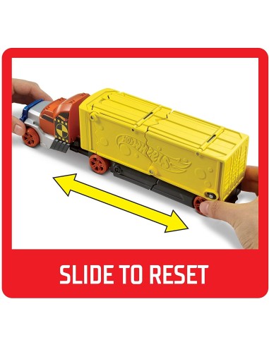 Hot Wheels Trasportatore Camion Scontri MATGCK39 Mattel | Futurartshop.com