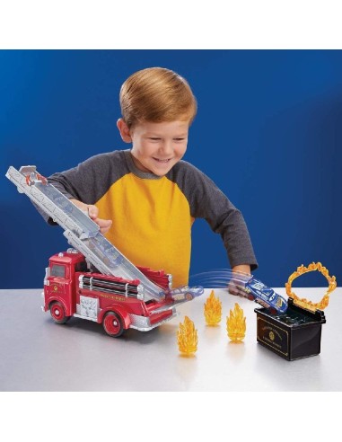 Disney Cars camion Red sfida cambia colore con 1 veicolo TOYGPH80 Mattel | Futurartshop.com