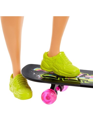 Barbie dolls Extra Doll with skateboard MAGGRN30 Mattel | Futurartshop.com