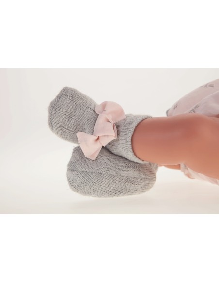 Reborn Gris baby doll with pillow and grey cardigan KRE33086 Antonio Juan | Futurartshop.com