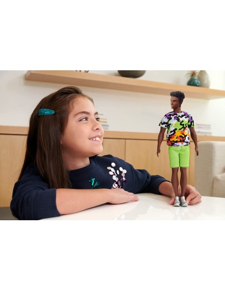 Barbie fashionistas ken con maglia camouflage TOYDWK44/HBV23 Mattel | Futurartshop.com