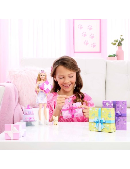 Barbie bambola Birthday 10 accessori a sorpresa ROUJFG70 Mattel | Futurartshop.com