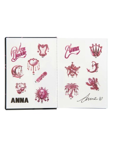 16‑Month 2025/2026 Diary Medium Anna Pepe Black – School Planner PAN74185AN Panini | Futurartshop.com