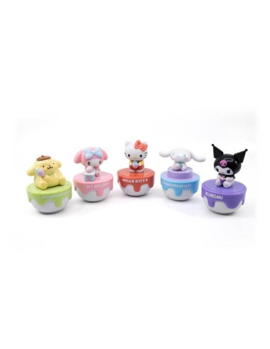 Hello Kitty Figures 8 cm – Strawberry Cake Surprise, 5 Modelli TOM11670 Toys Matter Europe Limited | Futurartshop.com